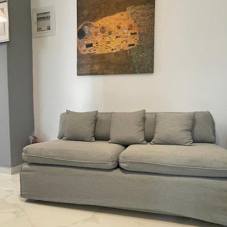 Cosy Apartment In Glyfada Center Athens Ngoại thất bức ảnh