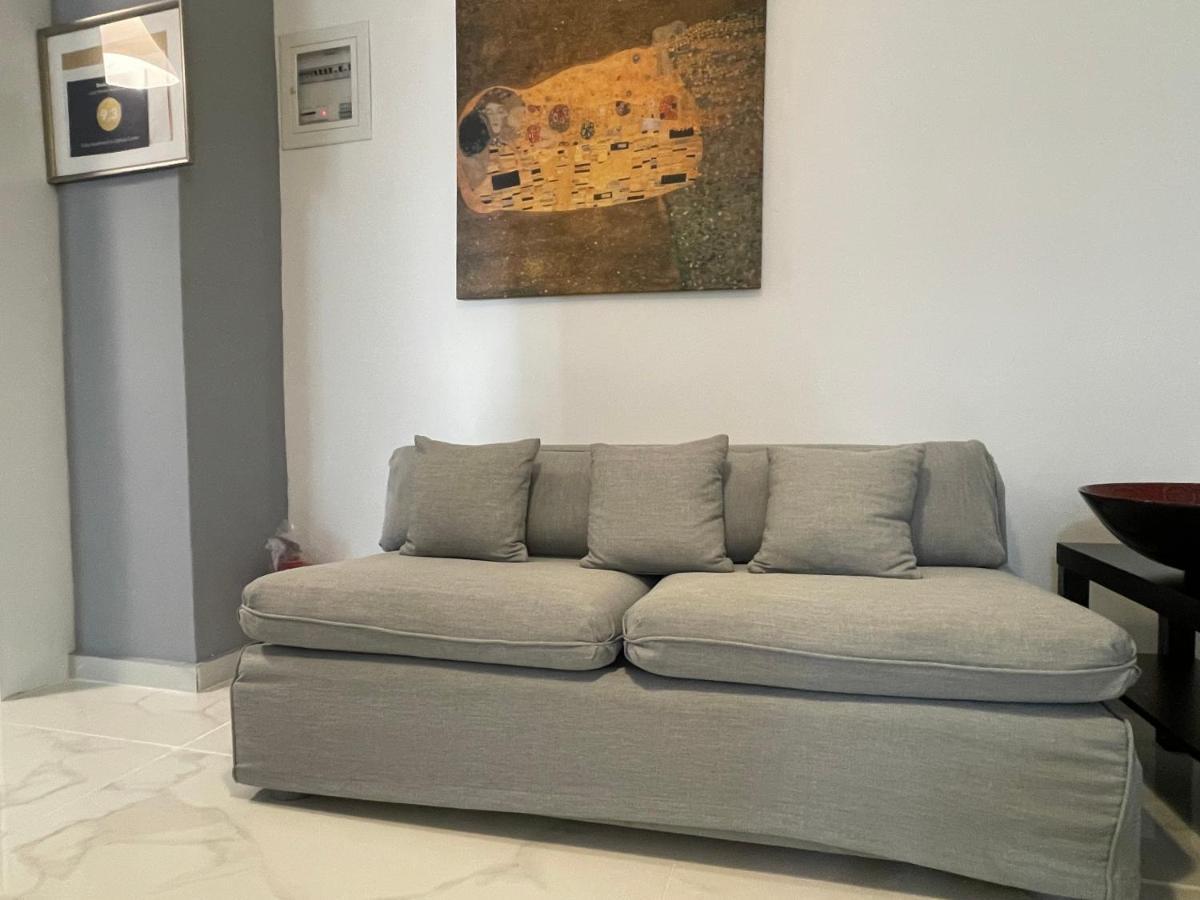 Cosy Apartment In Glyfada Center Athens Ngoại thất bức ảnh